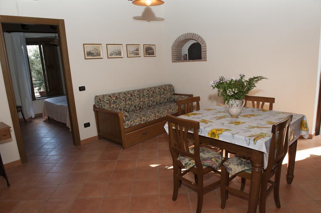 Ferienwohnung Casa Lippi Casal Velino Zimmer foto