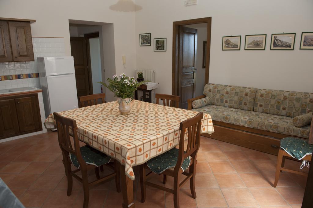 Ferienwohnung Casa Lippi Casal Velino Zimmer foto